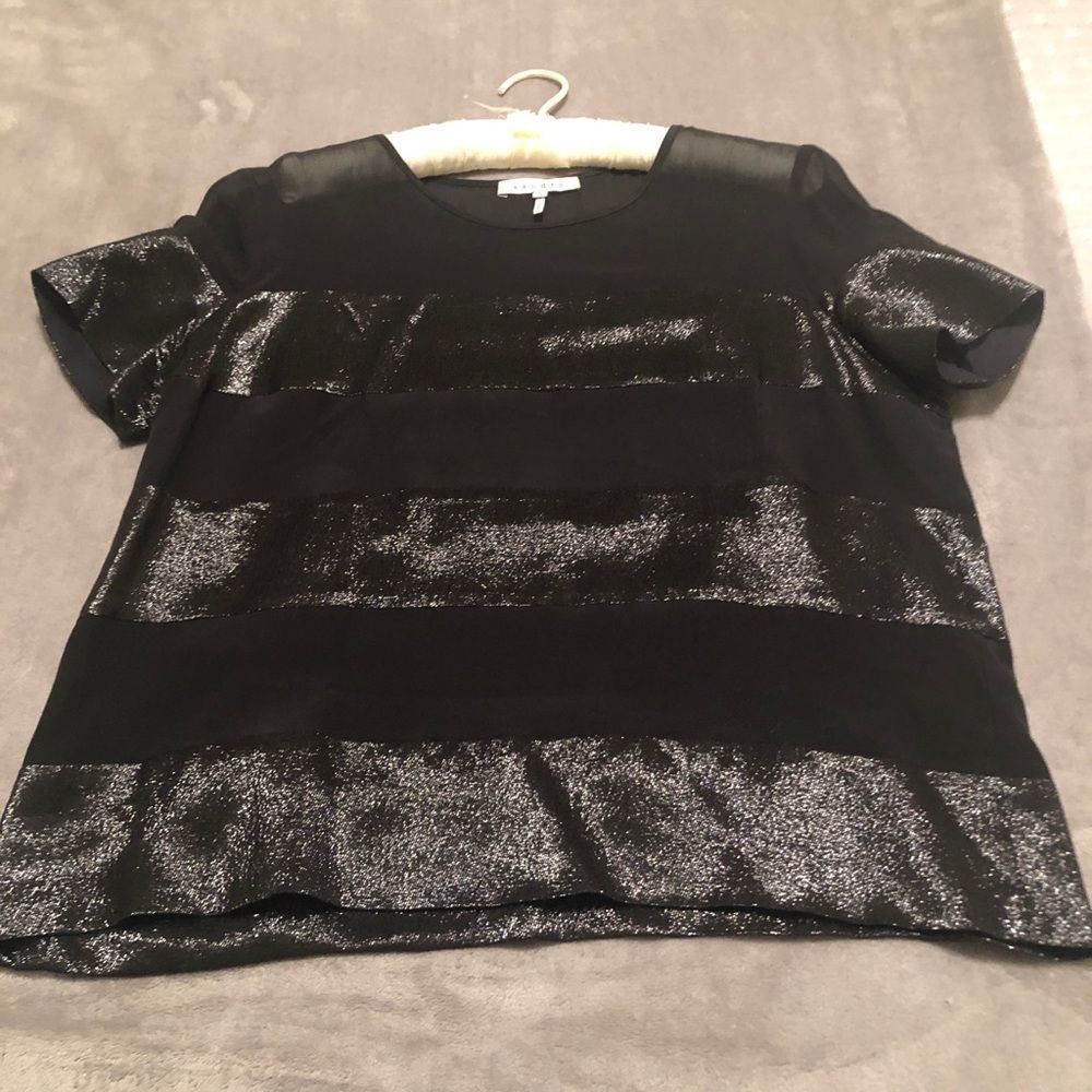 ⚜️BEAUTIFUL SANDRO Metallic Striped Short-Sleeved Top